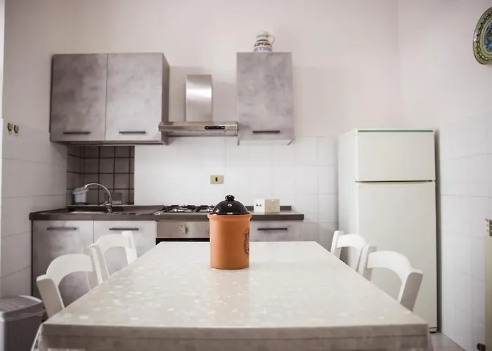 La Casa In Piazza - Super Terrazza - 18' Dalle Terme 公寓 *